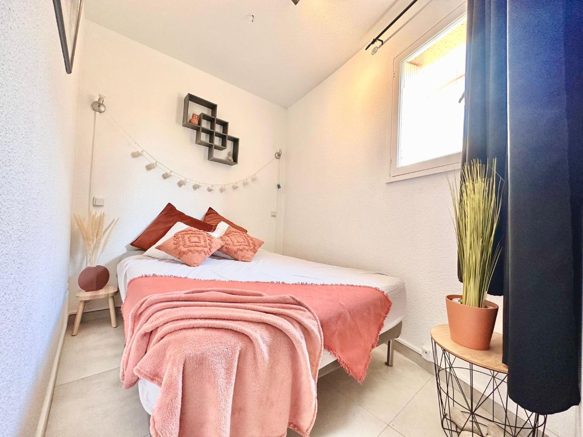 La Terrasse Bandolaise Tout A Pied, Wifi, Clim, Parking 외부 사진